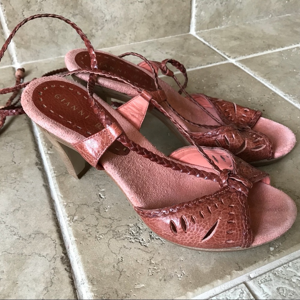 Gianni Bini heel sandals